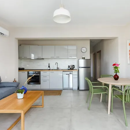 Daire Amalfi By Halu!, With Private Garden Ayos Nikolaos