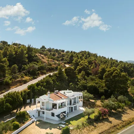 Amalfi By Halu!, With Private Garden Daire *