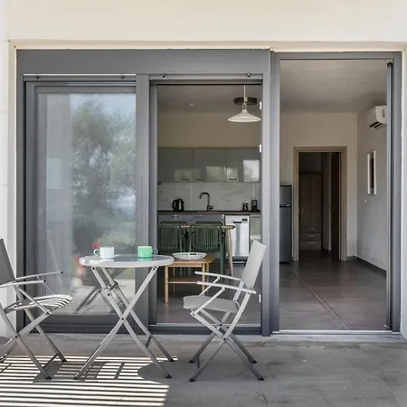 Daire Amalfi By Halu!, With Private Garden Ayos Nikolaos