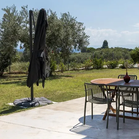 Amalfi By Halu!, With Private Garden Daire